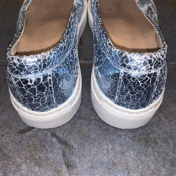 M. GEMI 'The Fresco' Metallic Blue Leather Slip-on - Picture 6 of 11